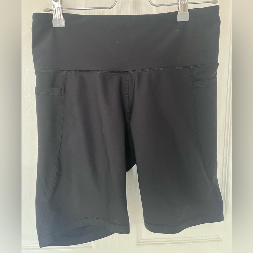 7in inseam old navy bike shorts- size L